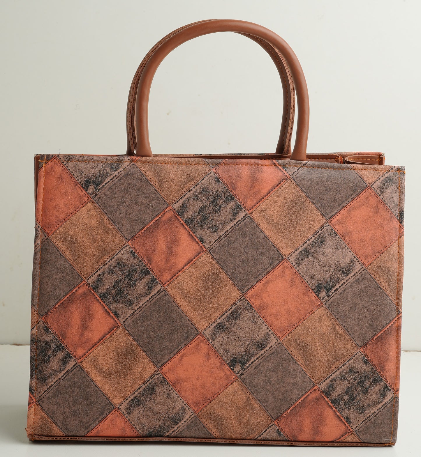 Ladies bag with elegance